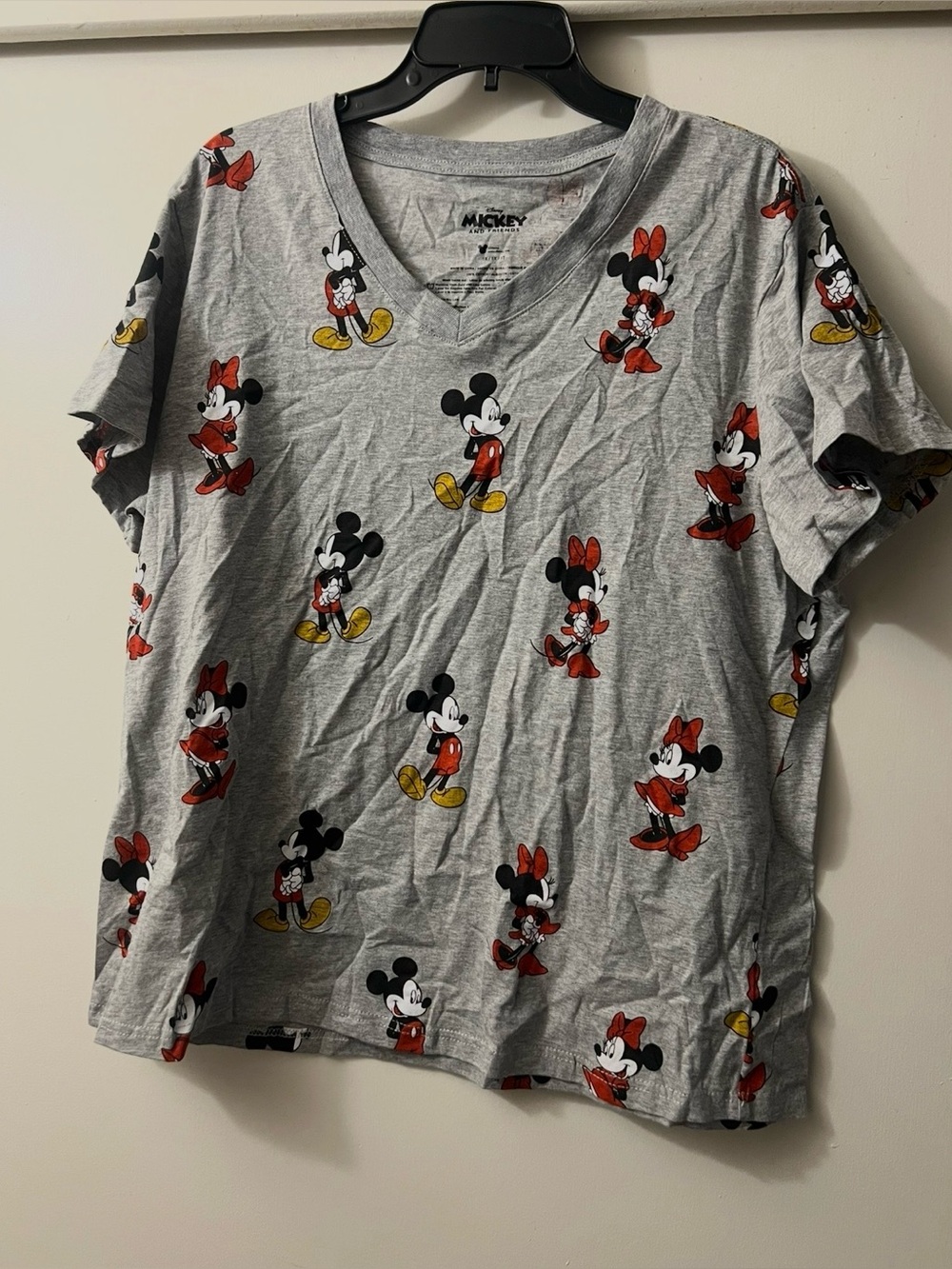 Disney Mickey & Minnie Gray V-Neck Graphic Tee Size 1x